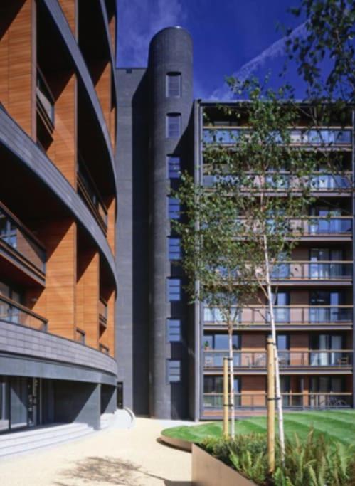 O2 Excel City Airport Apartment 伦敦 外观 照片
