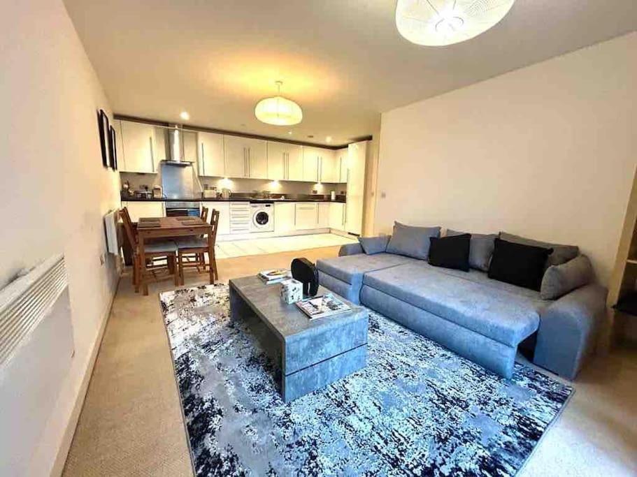 O2 Excel City Airport Apartment 伦敦 外观 照片