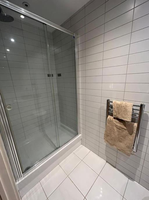 O2 Excel City Airport Apartment 伦敦 外观 照片